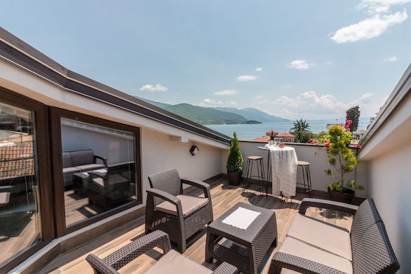 Panoraamakattohuoneisto | Parveke