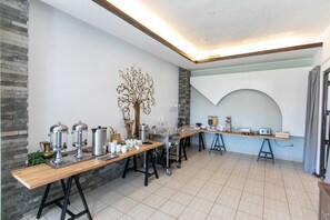 Free daily continental breakfast - Pension No107 (Predeal)