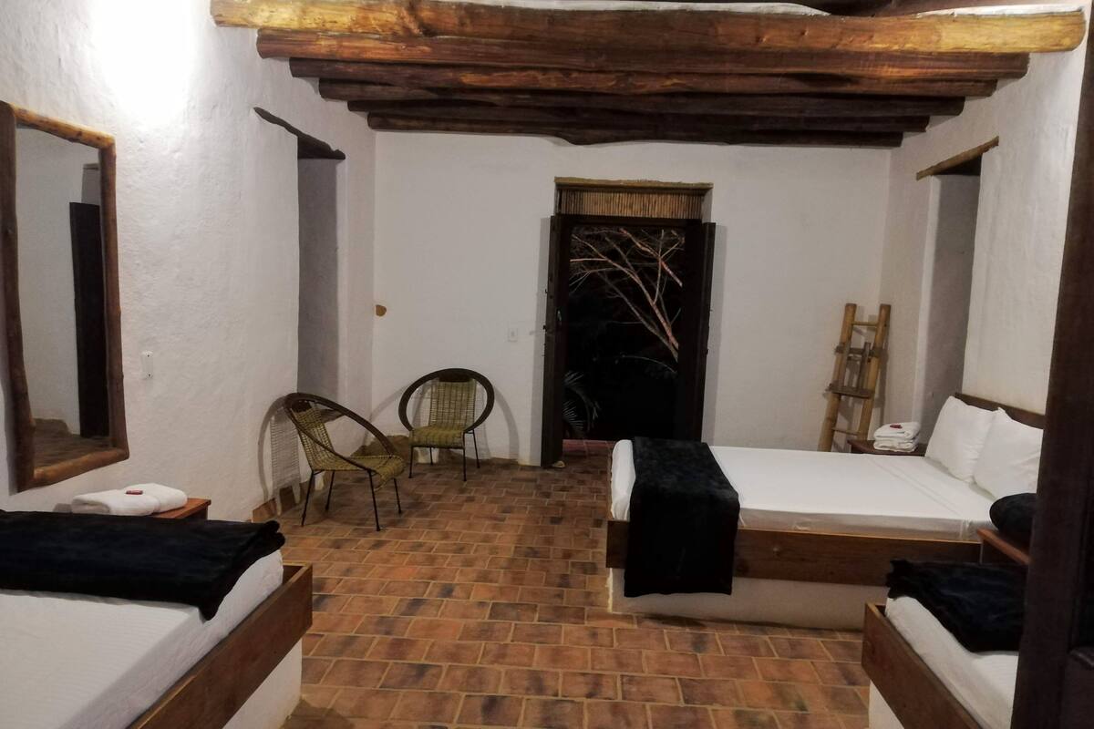 Family Cabin | 1 bedroom, free WiFi, bed sheets, wheelchair access