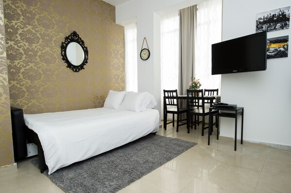 Comfort-Apartment | Wohnbereich | Flachbildfernseher