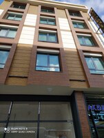 标准四人房 | 免费 WiFi、床单