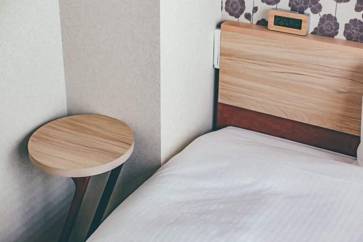 1 bedroom, in-room safe, soundproofing, free WiFi