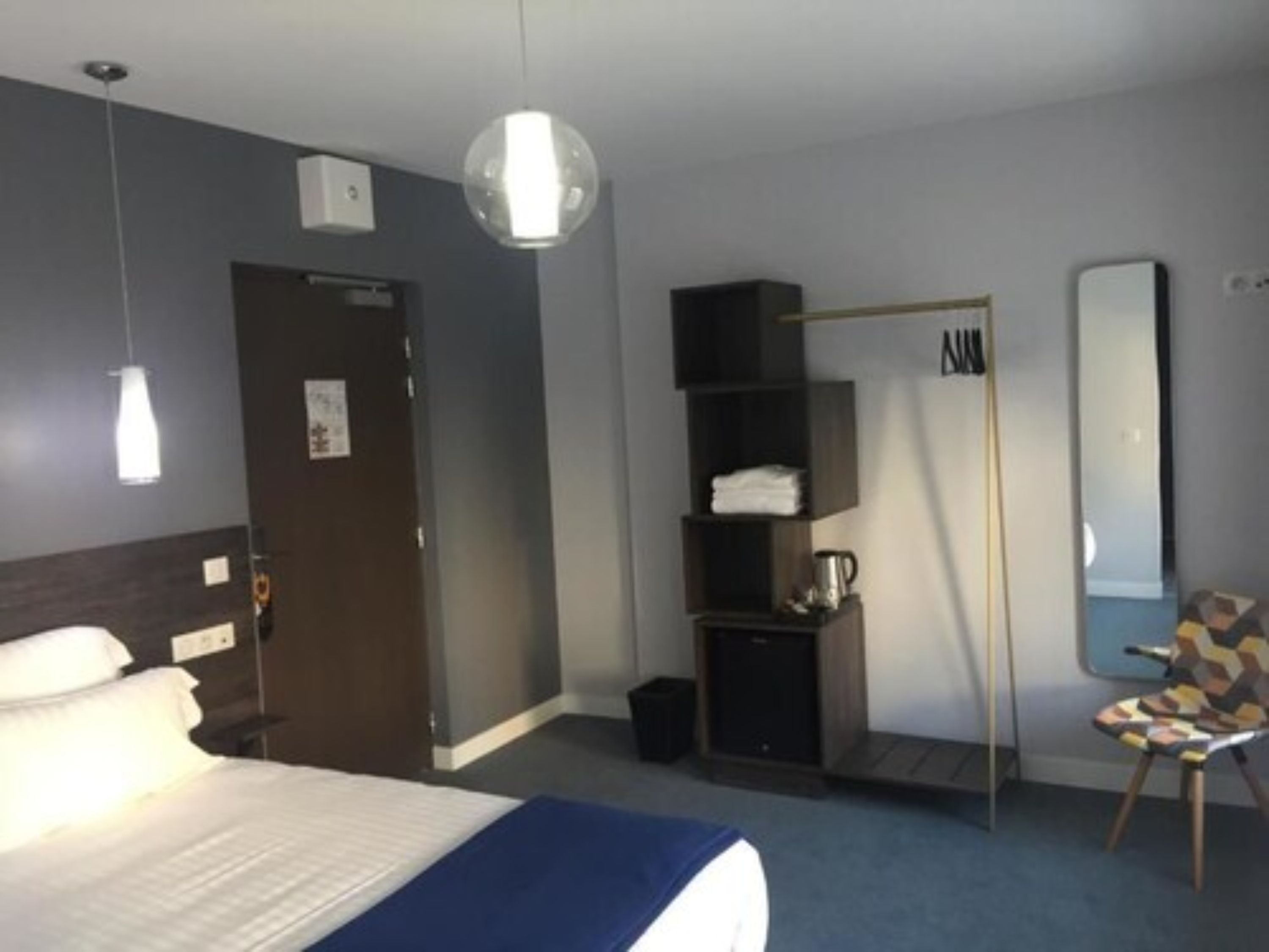 select comfort beds, minibar, individually furnished, iron/ironing board