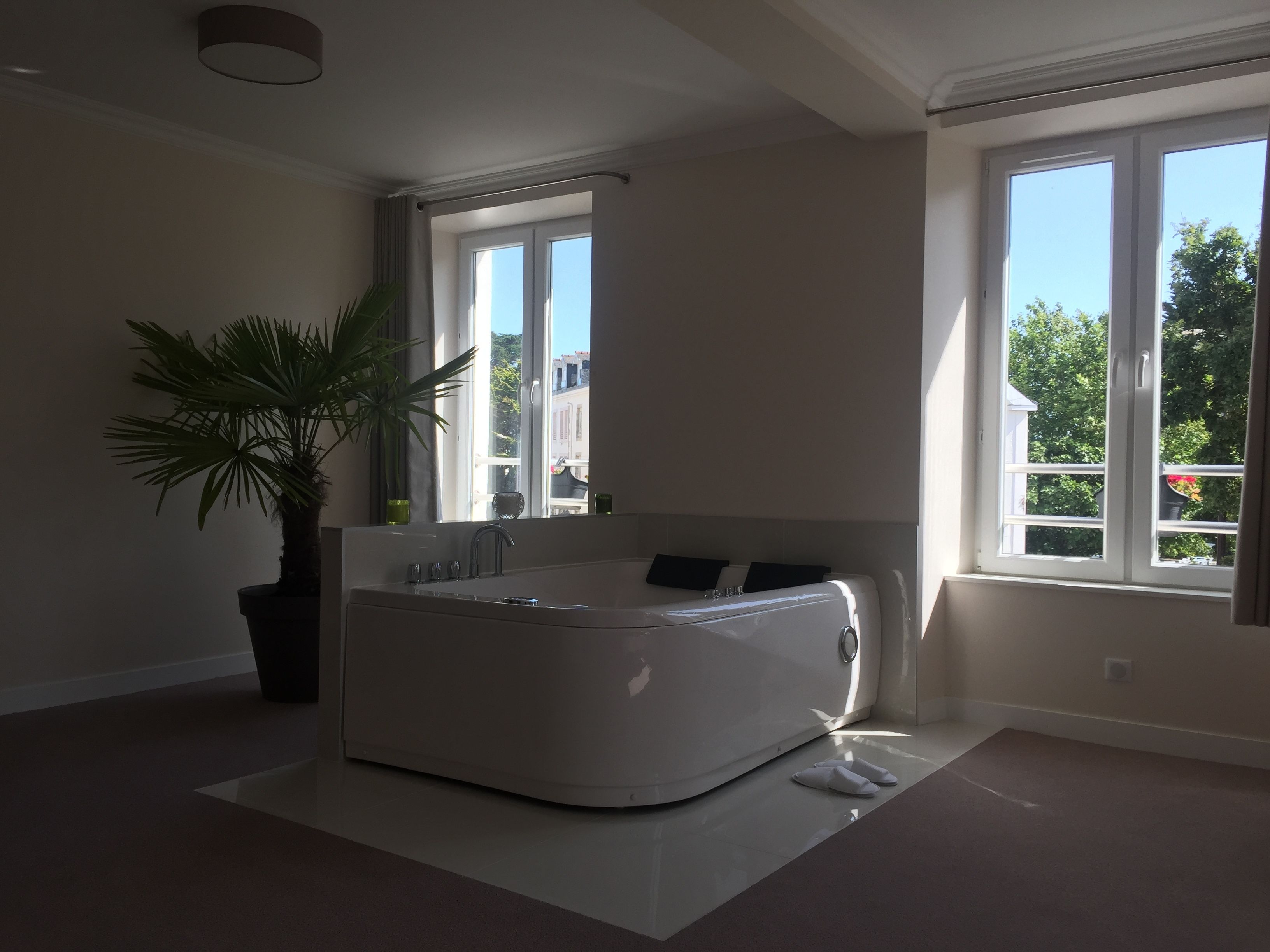 deluxe double room, hot tub, partial sea view | private spa tub