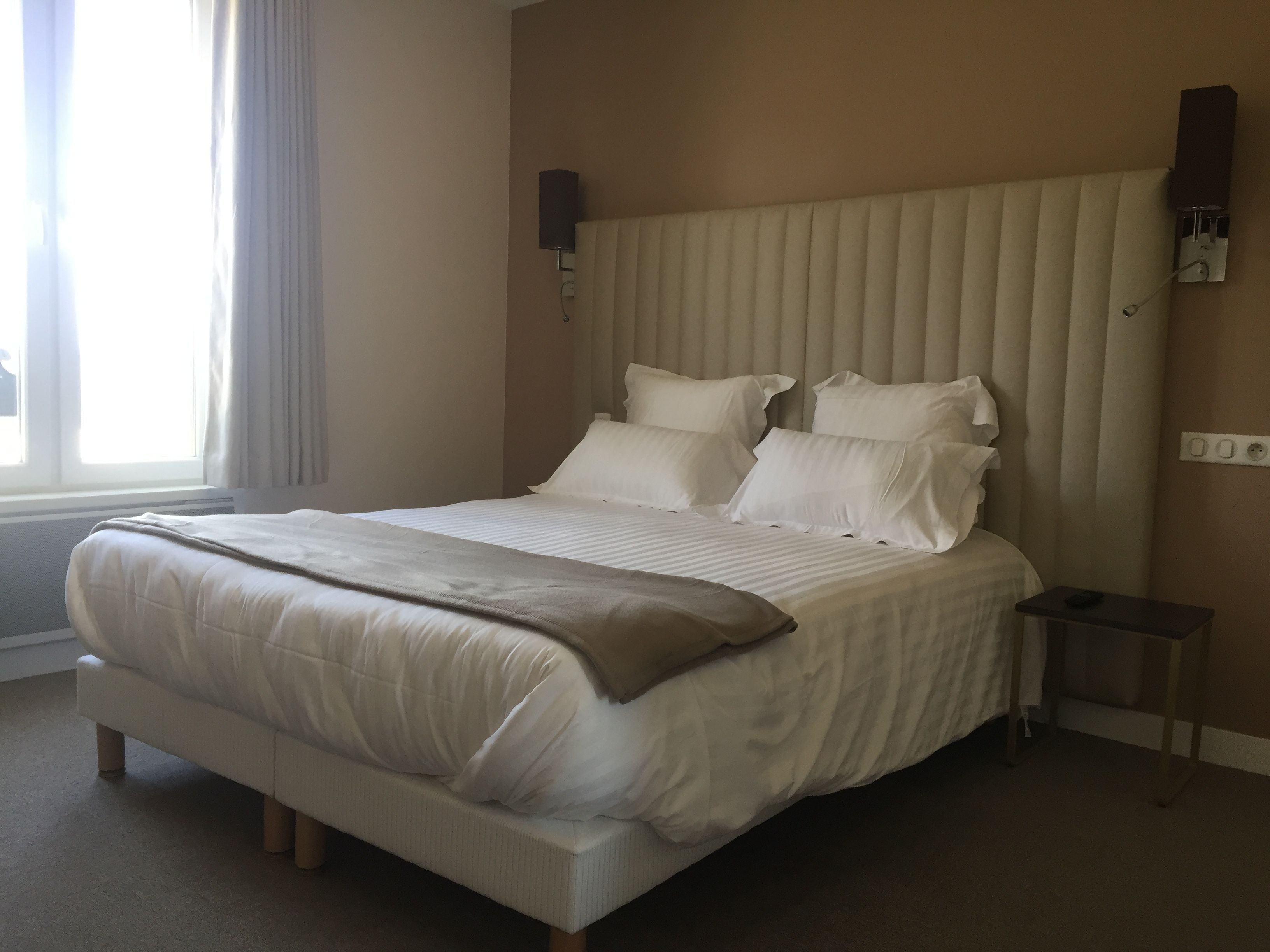 select comfort beds, minibar, individually furnished, iron/ironing board