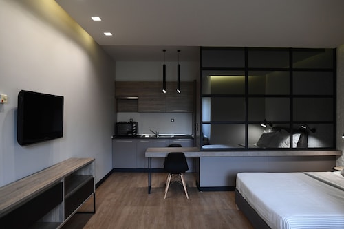 Avenue Luxury Apartments