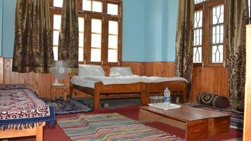 Deluxe Room | In-room safe, desk, laptop workspace, blackout curtains