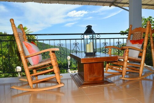 The Mango House up in the hills of the Carbet with a sea view
