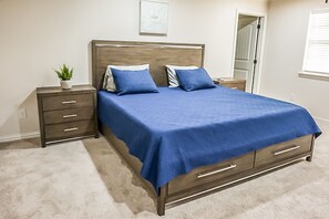 5 habitaciones, colchones con efecto memoria, wifi y ropa de cama 