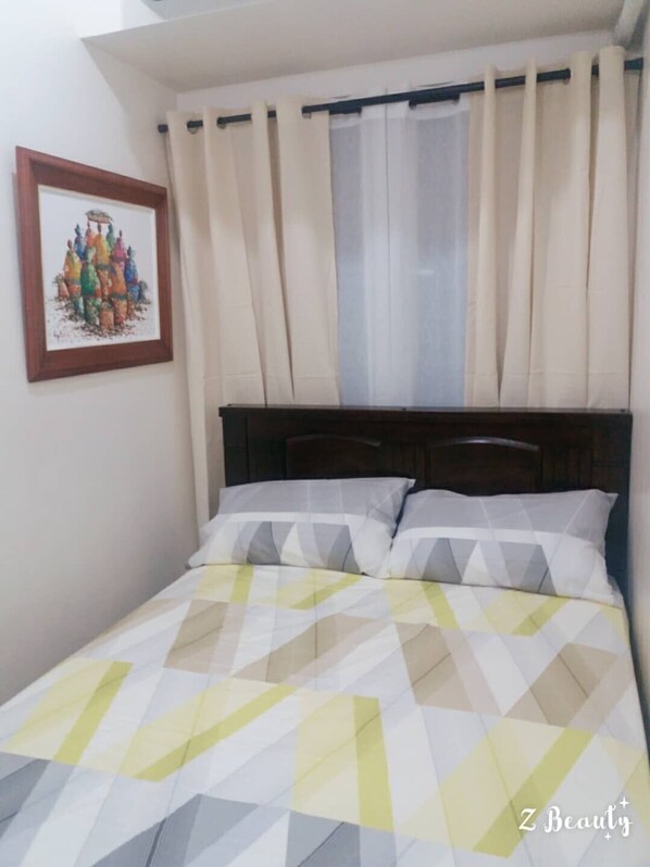 1 dormitorio, tabla de planchar con plancha, wifi gratis y ropa de cama
