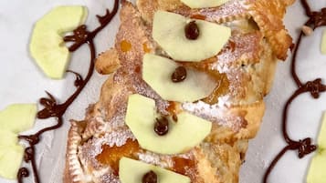 Colazione a buffet inclusa, servita tutte le mattine