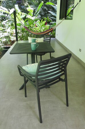Outdoor dining - Quiet, private, Jungle House - 4x4 Required (Dominical)