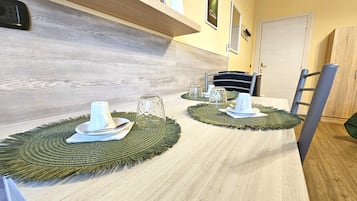 Tripla Romantica, letti multipli, bagno privato (External) | Biancheria in cotone egiziano, biancheria da letto di alta qualità
