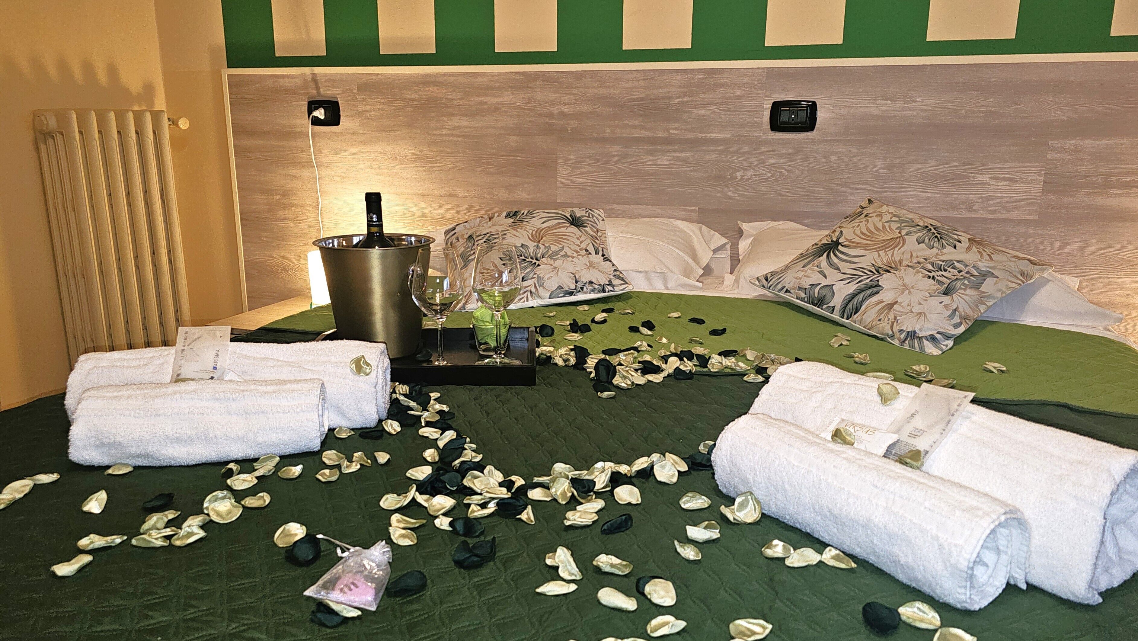 Dreibettzimmer, Mehrere Betten, eigenes Bad (External) | Bettwäsche aus ägyptischer Baumwolle, hochwertige Bettwaren