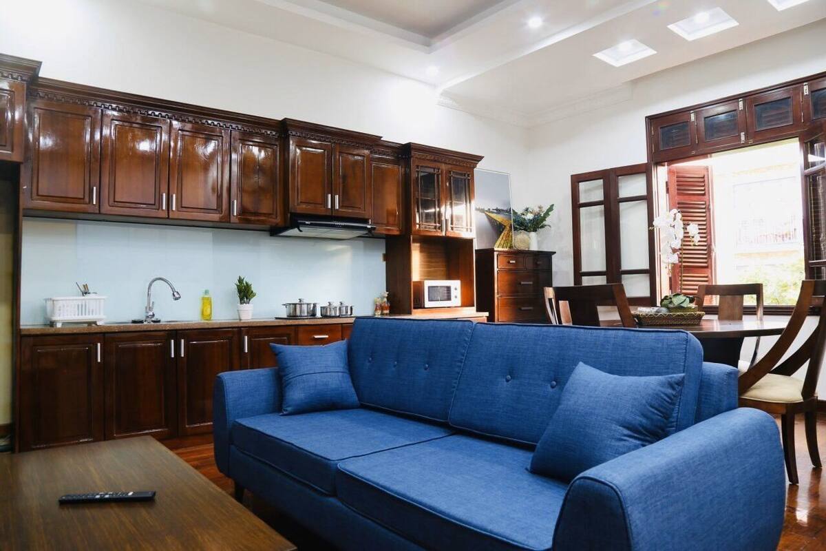 Basic Apartment, 1 Bedroom, Pool Access, Garden View | Living area