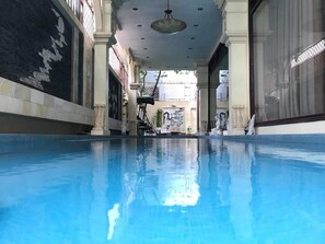 Indoor pool, outdoor pool
