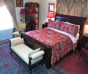 Elite Double Room (Private Half Bath) | Premium bedding, pillowtop beds, individually decorated - VacationHouse Bed & Breakfast (Ulster Park)