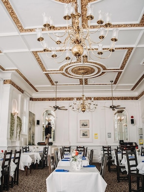 Restaurant - Keppel's Head Hotel (Portsmouth)