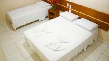 Minibar, free WiFi, bed sheets
