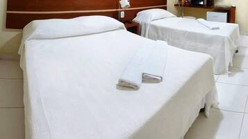 Frigobar, Wi-Fi de cortesia, roupa de cama