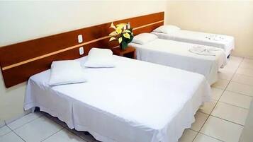 Minibar, free WiFi, bed sheets