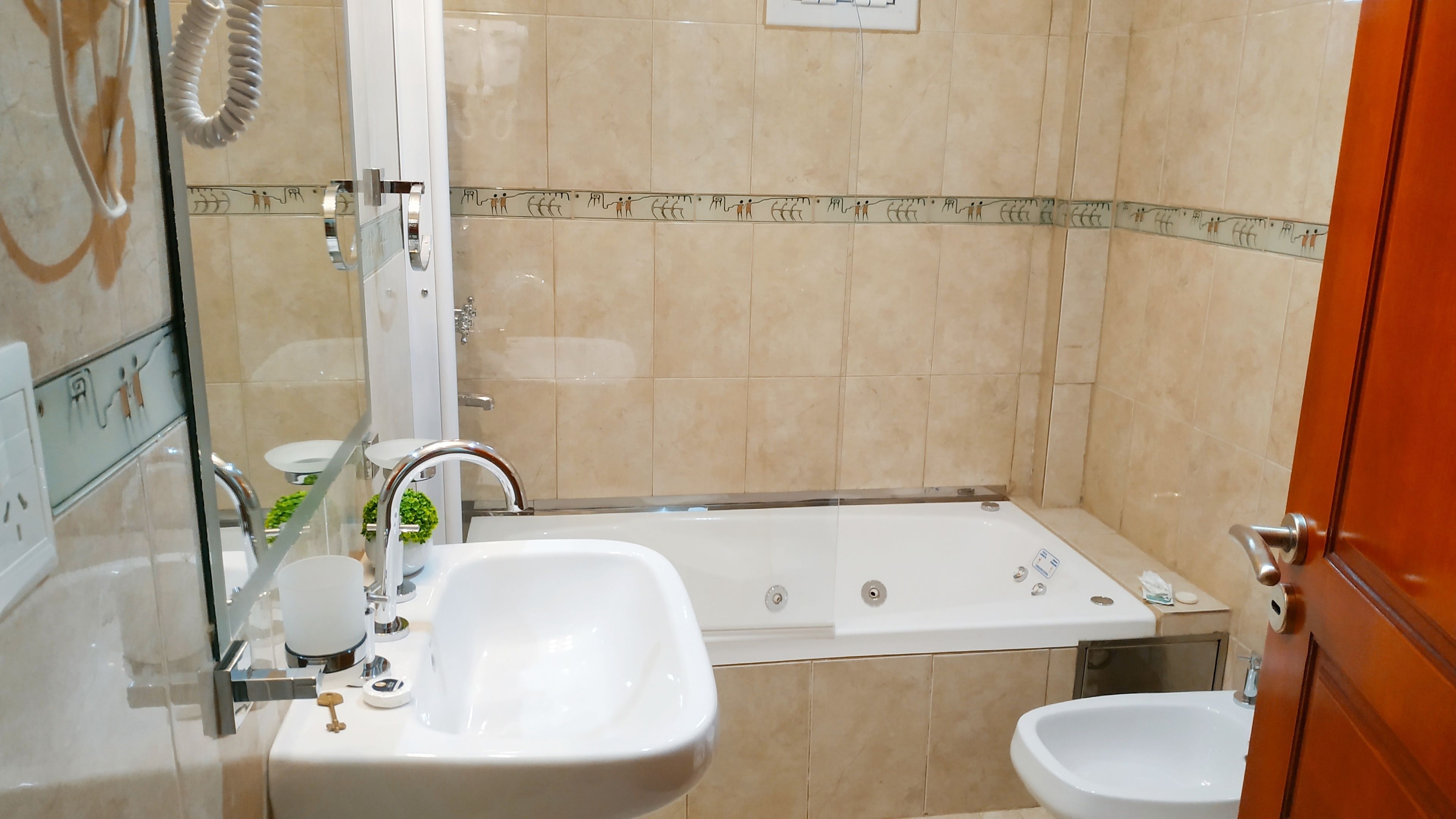 superior double room | jetted bathtub