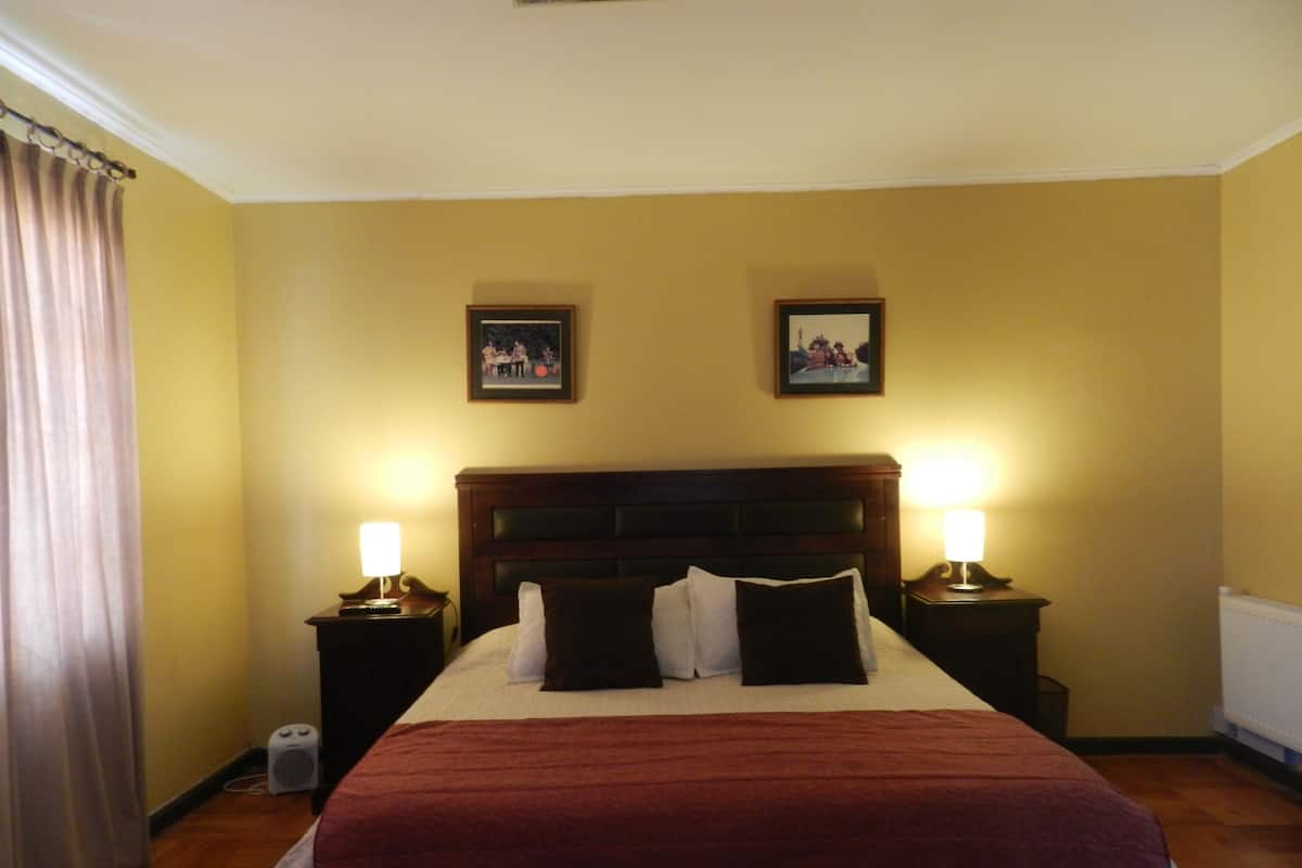 Superior Room | Iron/ironing board, free WiFi, bed sheets, wheelchair access