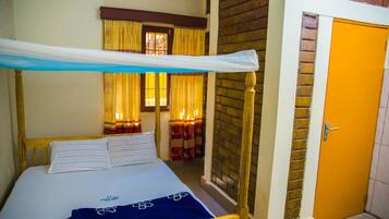 Chambre Double Standard, 1 lit double | 1 chambre, draps fournis