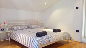 2 Schlafzimmer, Schreibtisch, kostenloses WLAN, Bettwäsche