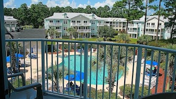 Condo, 1 Bedroom | Property grounds