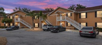 Minium At Lakeside Golf & Cc - Unit 104 3 Bedroom Apts by RedAwning