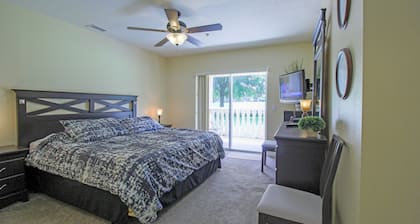 Minium At Lakeside Golf & Cc - Unit 104 3 Bedroom Apts by RedAwning