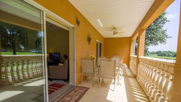Apartment, 3 Bedrooms | Terrace/patio