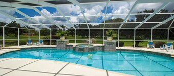 Spacious Modern Pool Home, Family & Golf Trips - 4727 4 Bedroom Home by RedAwning