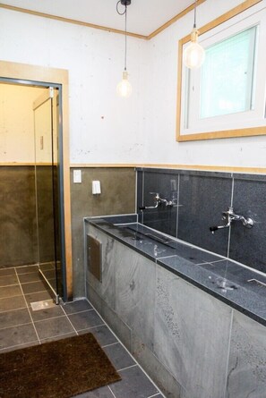 Lavabo del cuarto de baño