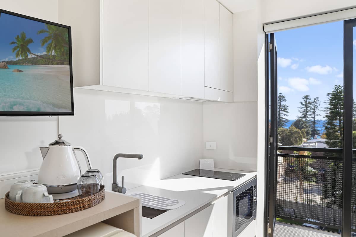 room, 1 bedroom | view from room