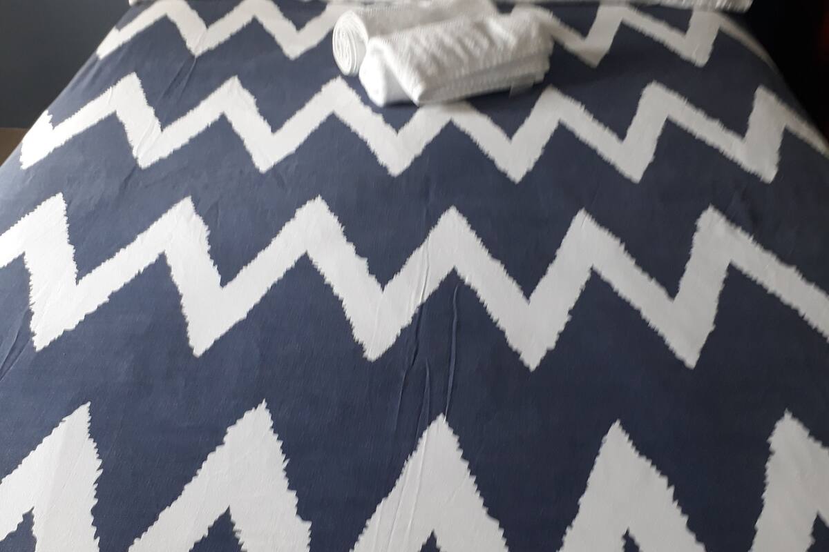 Habitación estándar | 1 dormitorio, tabla de planchar con plancha, wifi gratis