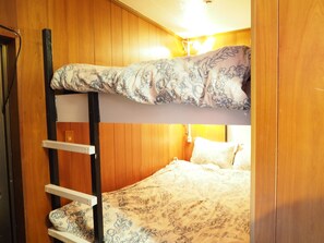 1 bedroom, in-room safe, desk, free cots/infant beds - Holiday Homes TSUBOYA 2nd (Naha)