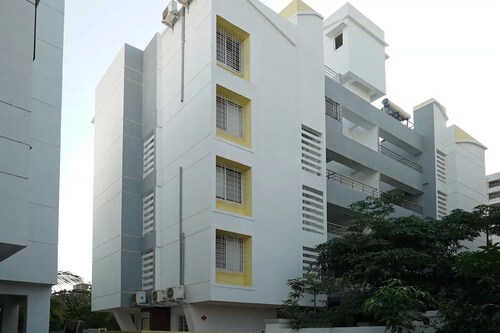 HOTEL RESONARE RESIDENCY
