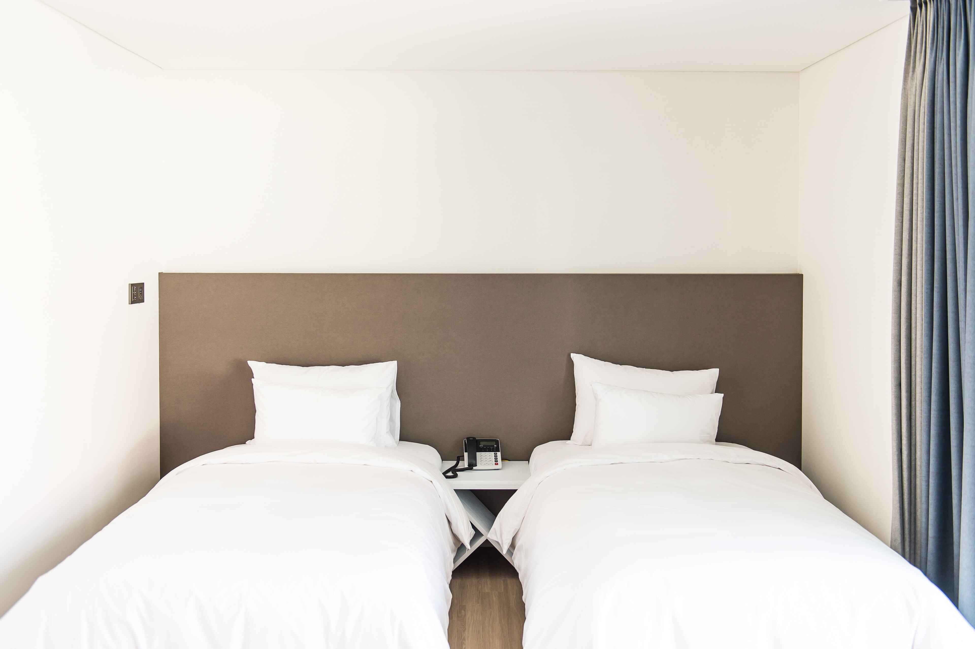 standard twin room | 1 bedroom, blackout curtains, iron/ironing board, free wifi