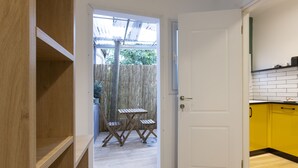 Apartamento standard, vista para a cidade | Vista do quarto