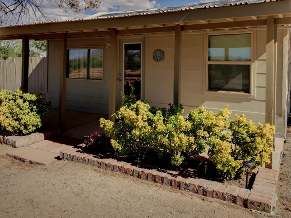 تفاصيل الفندق من الخارج