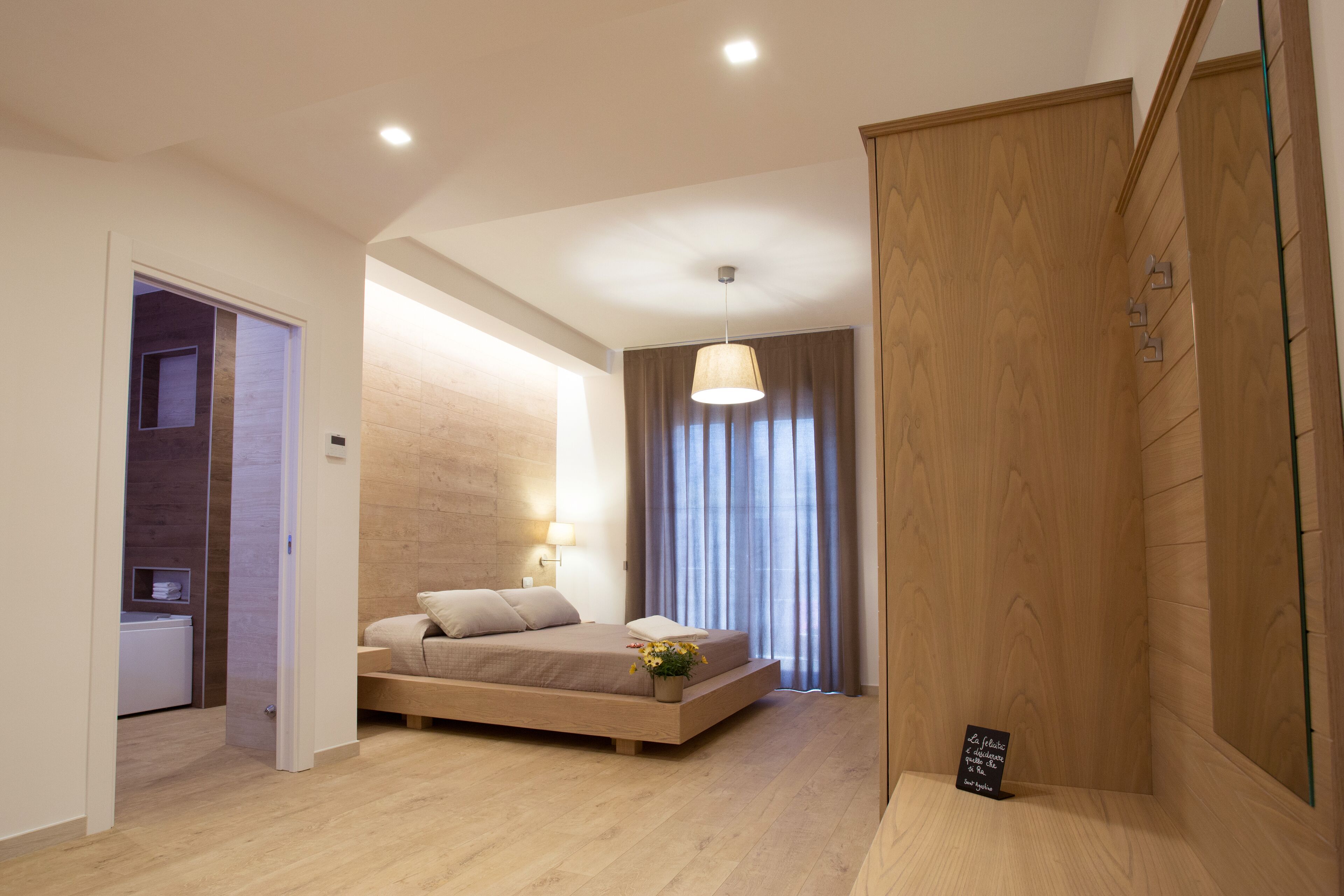 Doppelzimmer, Sauna (1) | Minibar, Zimmersafe, Schreibtisch, Verdunkelungsvorhänge