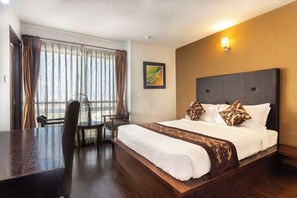 Luxe appartement | Luxe beddengoed, een kluis op de kamer, individueel gedecoreerd