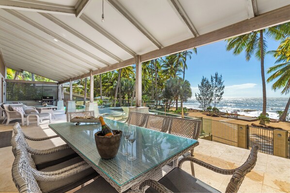 House | Terrace/patio
