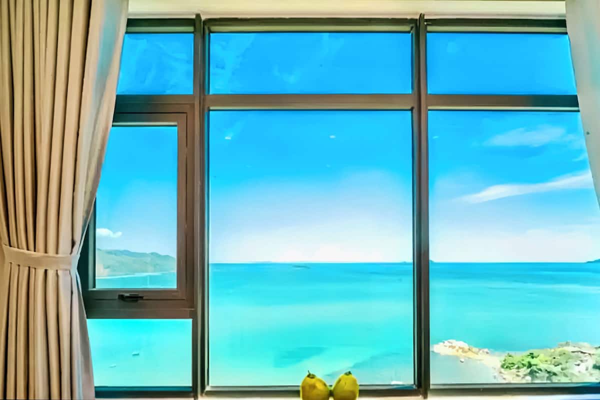 Apartamento panorámico, 2 habitaciones | 2 dormitorios y ropa de cama de alta calidad