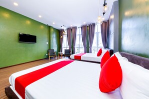 Deluxe Quadruple Room | Iron/ironing board, free WiFi, bed sheets - Seven A Hotel (Da Lat)