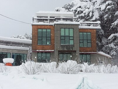 Rooftop Moonlight Pension