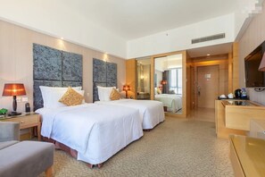 Tomannsrom – deluxe | Minibar, skrivebord, blendingsgardiner og wi-fi (inkludert)