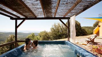 Idromassaggio all'aperto